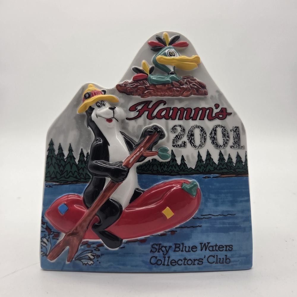Hamm's Club 2001 Sky Blue Waters Figurine 1 of 600 Limited Edition Bear